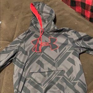 Men’s Under armor hoodie